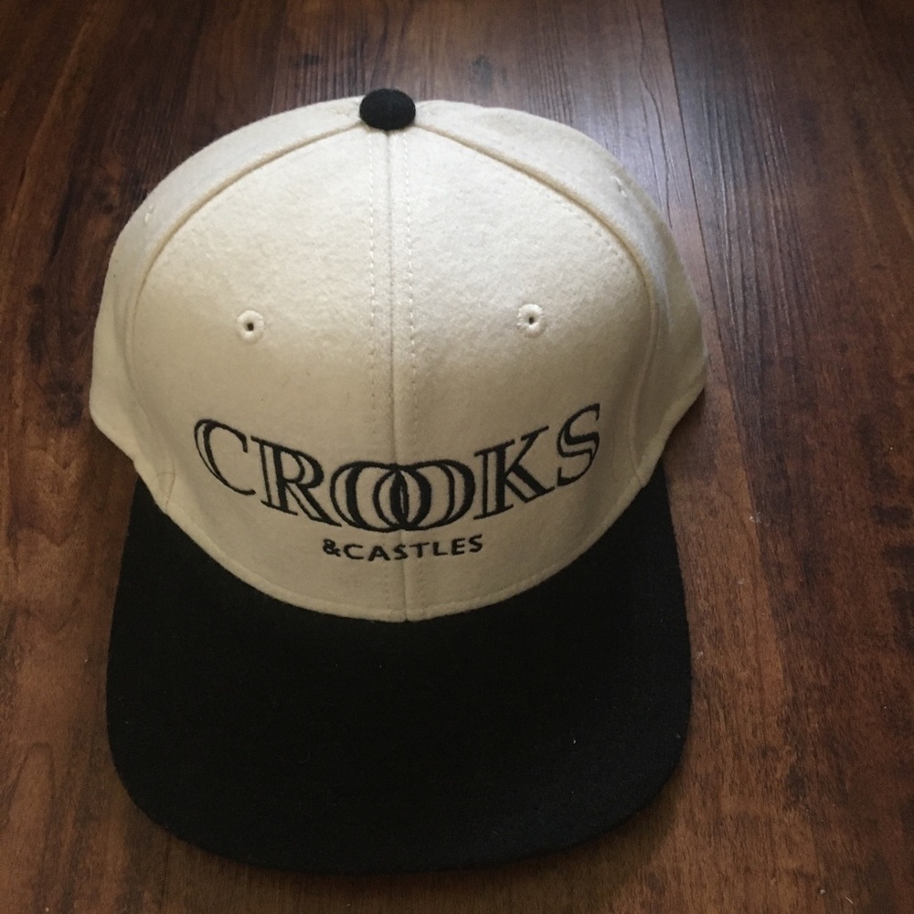 Crooks and castles snap back